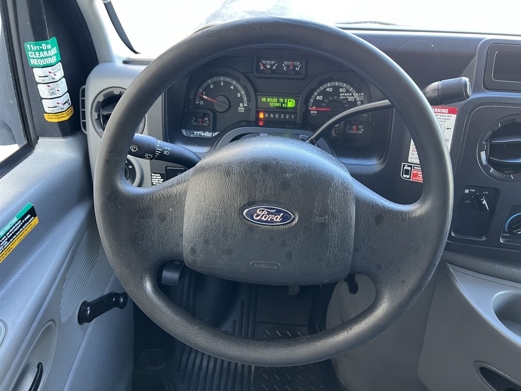 2011 Ford Econoline - Photo 31