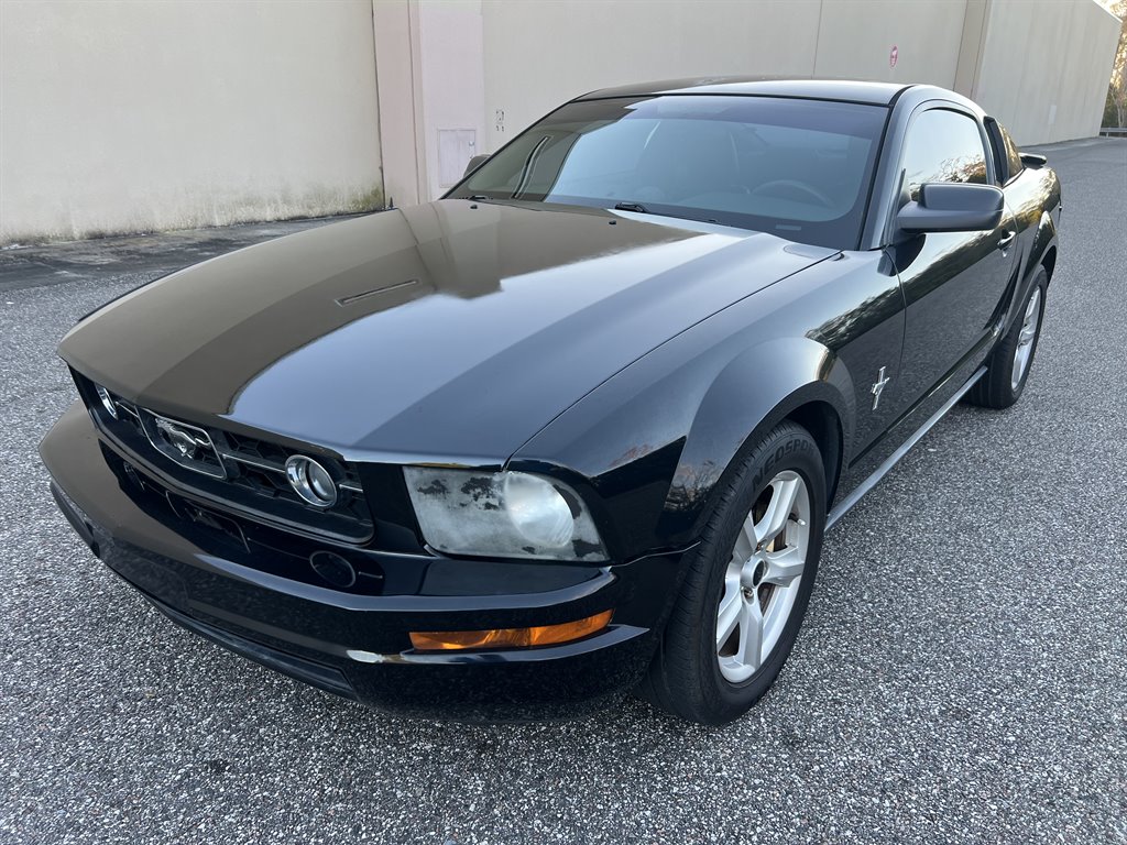 2008 Ford Mustang Premium's photo