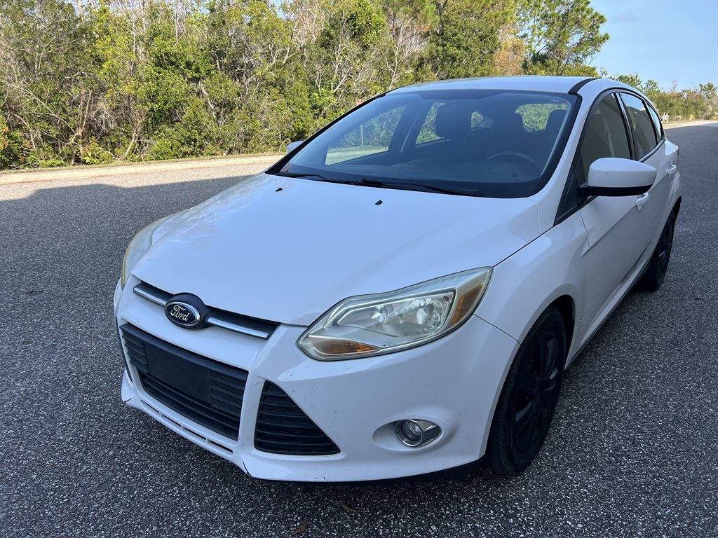 2012 Ford Focus SE's photo