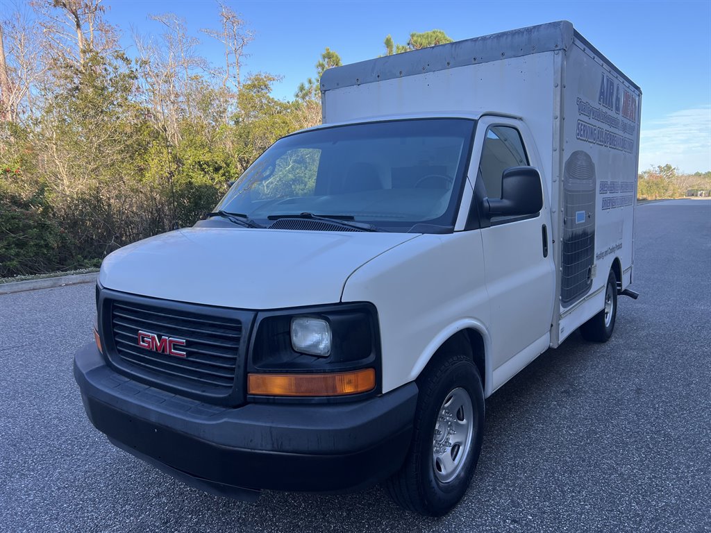 2006 GMC Savana's photo