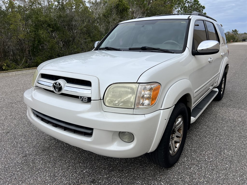 2007 Toyota Sequoia Limited's photo