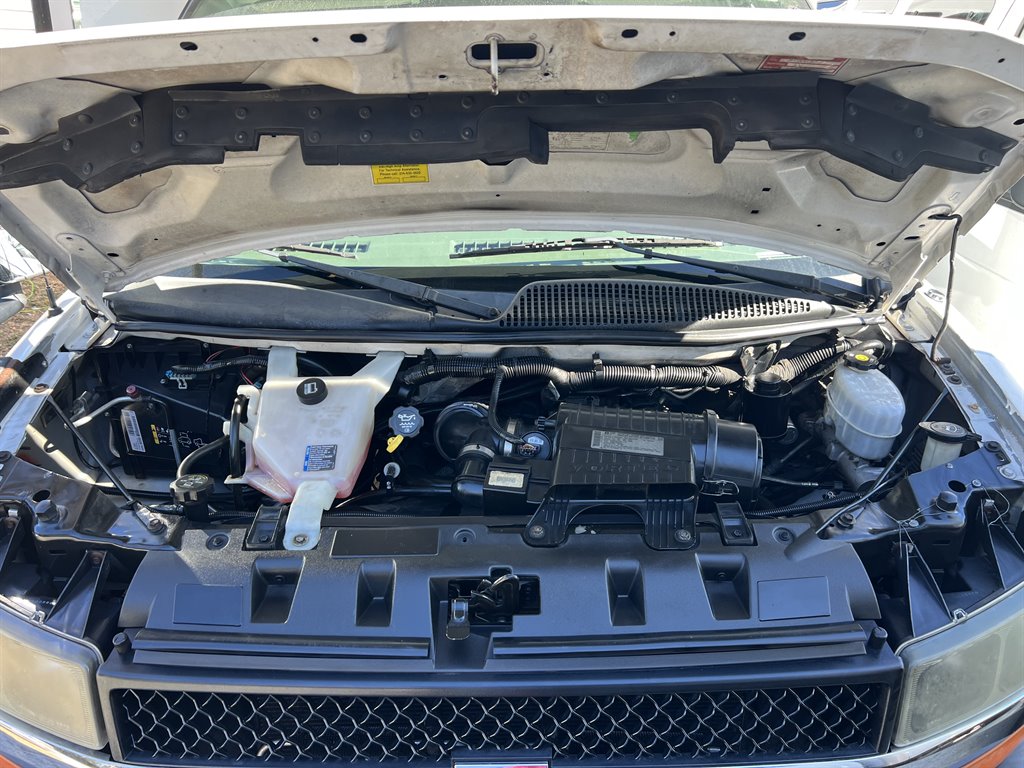 2013 Chevrolet Express G4500 - Photo 53