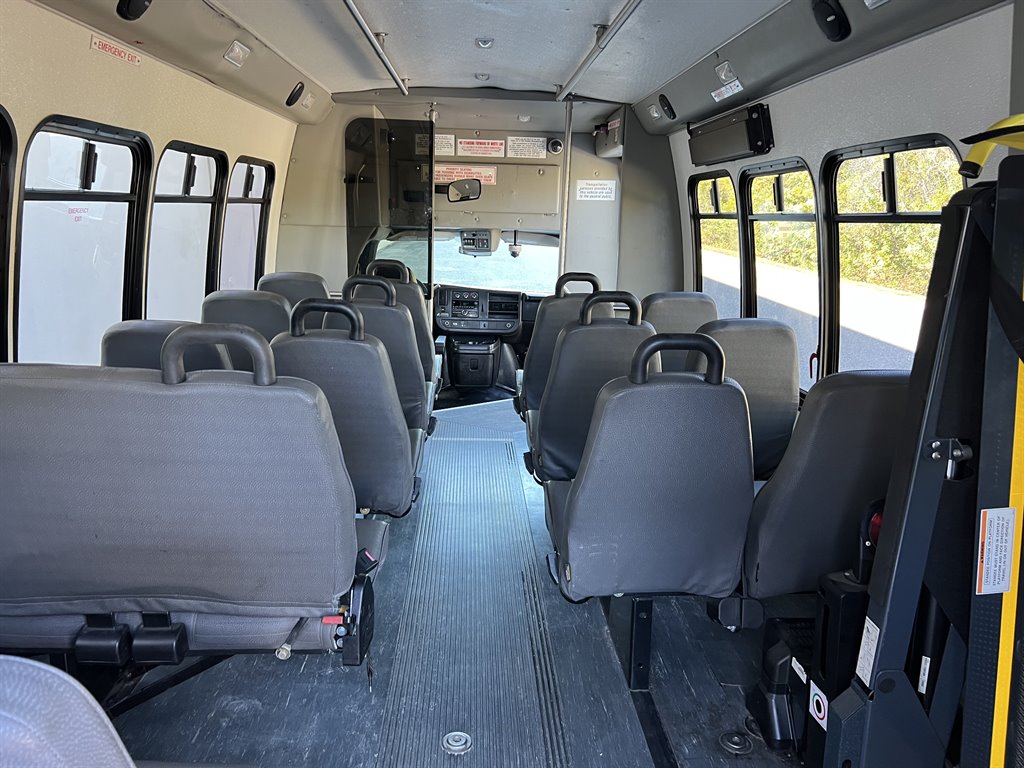 2013 Chevrolet Express G4500 - Photo 47