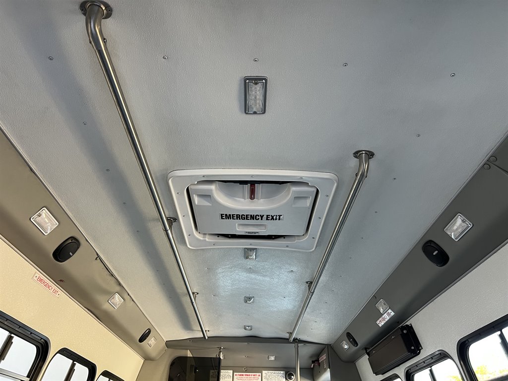 2013 Chevrolet Express G4500 - Photo 50