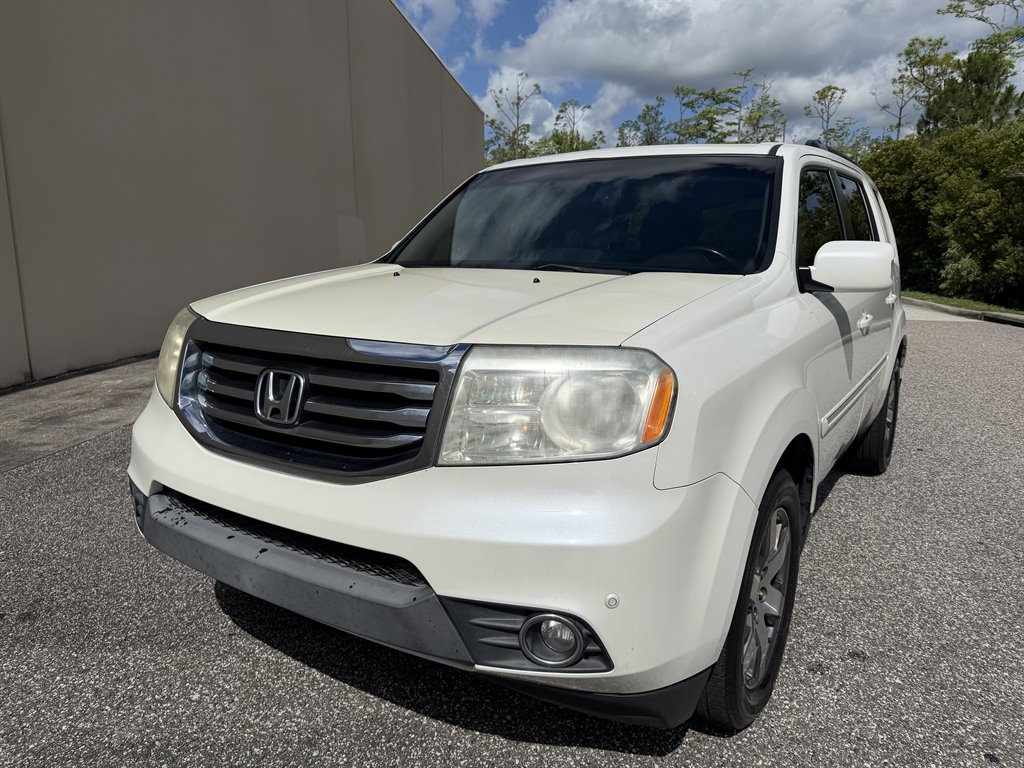 2013 Honda Pilot Touring w/ NAVI and RES's photo