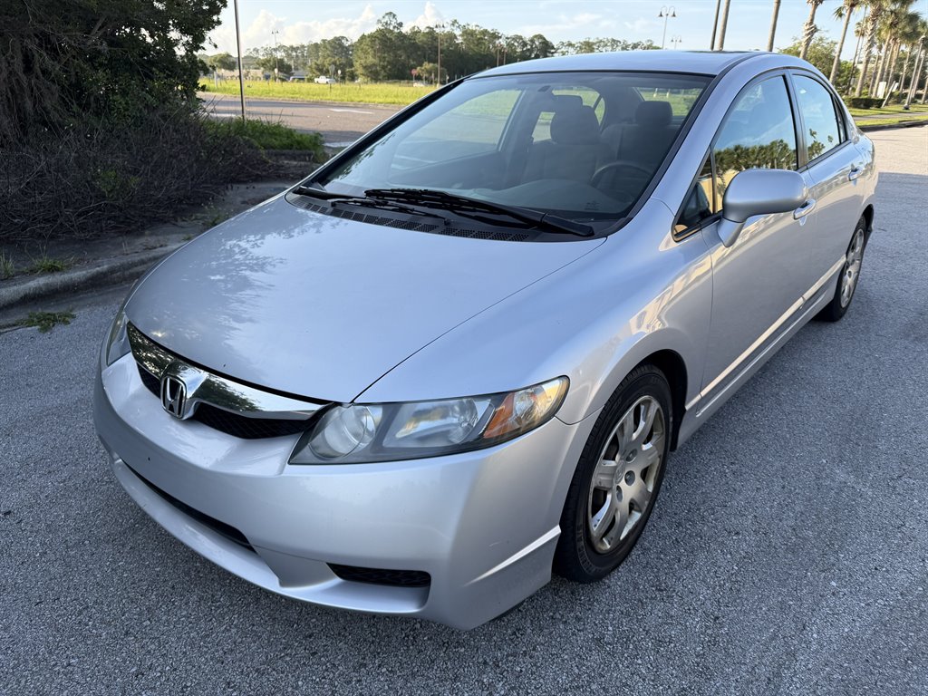 2009 Honda Civic LX's photo